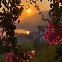 Foto diambil di Artemis Hotel oleh Gökhan K. pada 9/9/2021