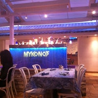 Foto scattata a Mykonos Greek Restaurant da AsianHangouts.com il 9/20/2012
