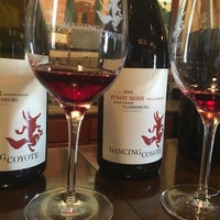 Photo taken at Dancing Coyote Wines by Tomoyo H. on 9/18/2016
