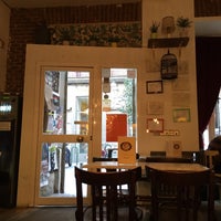 Das Foto wurde bei La Paca Café Bar von Maru V. am 2/25/2016 aufgenommen