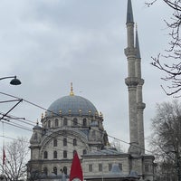 Photo taken at Axa Sigorta Genel Müdürlük by Dalia A. on 2/18/2024