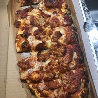 8/4/2019 tarihinde Mel L.ziyaretçi tarafından Slim &amp;amp; Husky&amp;#39;s Pizza Beeria'de çekilen fotoğraf