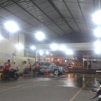 Photo taken at Cuci Mobil &amp;amp; Motor Kinclong by Hariyanto A. on 10/1/2013