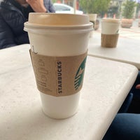 Photo taken at Starbucks by Merve K. on 10/8/2022