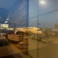 Photo taken at Air France Lounge – Le Parc by Yazeed M. on 8/20/2023