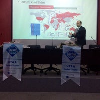 Foto tomada en THKÜ Konferans Salonu  por Beril A. el 4/1/2016