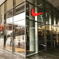 nike store locator italy