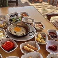 Photo taken at Göl Restaurant by Şafak B. on 7/9/2023