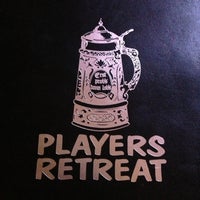 รูปภาพถ่ายที่ The Players&amp;#39; Retreat โดย Regina T. เมื่อ 11/24/2012