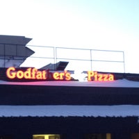 2/7/2014에 Scott S.님이 Godfather&amp;#39;s Pizza - Moorhead, MN에서 찍은 사진