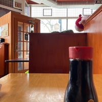 รูปภาพถ่ายที่ Bonsai Cafe โดย Susan A. เมื่อ 2/11/2022