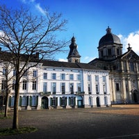 Photo taken at Sint-Pietersplein by Gwen D. on 1/10/2021