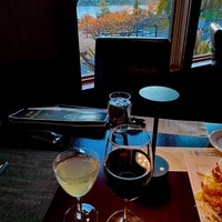 Foto diambil di Five Spice Seafood + Wine Bar oleh Marce_AZ pada 11/18/2022
