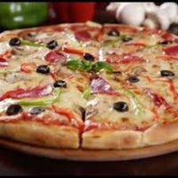 Снимок сделан в Broccoli Pizza &amp;amp; Pasta / مطعم بروكلي بيتزا وباستا пользователем Waleed G. 1/14/2018