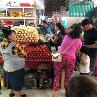 Photo taken at Mercado Unidad Rastro by Jesus L. on 6/30/2019