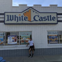 Photo taken at White Castle by erich t. on 7/1/2019
