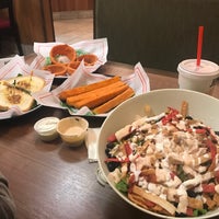 Photo taken at Farmer Boys by Dulce C. on 1/31/2018