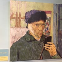 Снимок сделан в The Museum Of Selfies пользователем Lynne 🐰 Q. 5/12/2018
