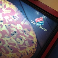 Photo taken at Domino&amp;#39;s Pizza دومينوز بيتزا by Saud A. on 11/7/2013