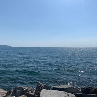 Photo taken at Şaşkınbakkal Sahili by Nilüfer B. on 8/6/2023
