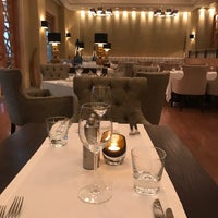 Photo taken at Mezzo Restaurant by Elena on 2/18/2018