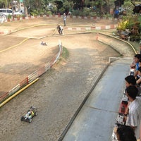 Photo taken at New Rc Racing @ เฉลิมพระเกียรติ 30 by Ben R. on 11/30/2014