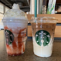 Photo taken at Starbucks by Tommy H. on 8/9/2022