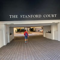 Photo taken at The Stanford Court San Francisco by Chris K. on 3/11/2022
