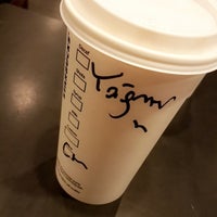 Photo taken at Starbucks by Yağmur K. on 11/14/2017