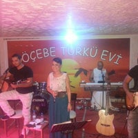 Photo taken at Göçebe Türkü Evi by Şoreş D. on 7/31/2014