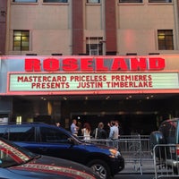 Снимок сделан в Roseland Ballroom пользователем Mona W. 5/5/2013