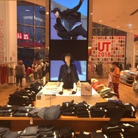Photo taken at UNIQLO by Flava on 4/28/2018