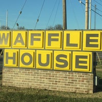 Photo taken at Waffle House by Frank J. on 12/5/2015