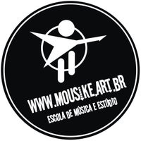 9/13/2013にMousikê Central ArtがMousikê Central Artで撮った写真