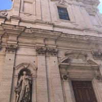 Photo taken at Chiesa del Gesù by Kyoung-Woong Peter P. on 9/1/2020