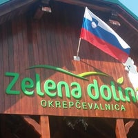 Das Foto wurde bei Okrepčevalnica Zelena dolina von Šifra P. am 10/13/2014 aufgenommen
