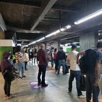 Photo taken at Estação Santa Cruz (Metrô) by Milene R. on 10/31/2021