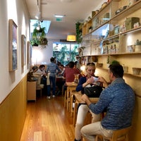 Foto tirada no(a) Noshi por Tiago E. em 10/20/2019