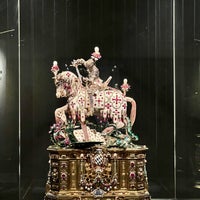 Photo taken at Old Town Hall by مِشْعَل on 8/21/2022