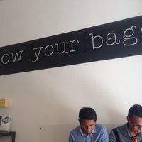 Photo taken at Stow your bags - Luggage storage in Rome by Mohammad Nur Ariff M. on 8/9/2016