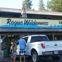 Photo taken at Rogue Wilderness Adventures by Nicole W. on 8/1/2014