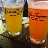 Photo taken at Kowloon Taproom by chika_ m. on 1/7/2017