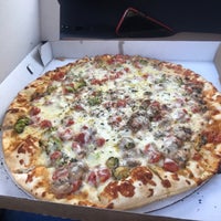 4/14/2020 tarihinde Keston J.ziyaretçi tarafından Cannova’s Pizzeria'de çekilen fotoğraf