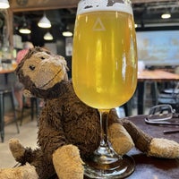 7/30/2022 tarihinde Brandi H.ziyaretçi tarafından Triple Crossing Beer'de çekilen fotoğraf
