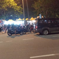 Review Pasar Malam Bandar Baru Sentul