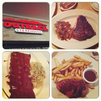 Foto tirada no(a) Outback Steakhouse por Adriana R. em 12/29/2012