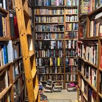 Photo taken at Alabaster Bookshop by David Z. on 5/9/2022