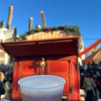 Photo taken at Butterbeer Cart by David Z. on 1/10/2022