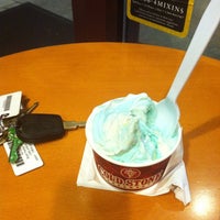 Photo taken at Cold Stone Creamery by Shay M. on 9/14/2013