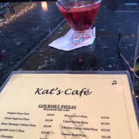 6/29/2018 tarihinde Rico N.ziyaretçi tarafından Kat&amp;#39;s Cafe'de çekilen fotoğraf